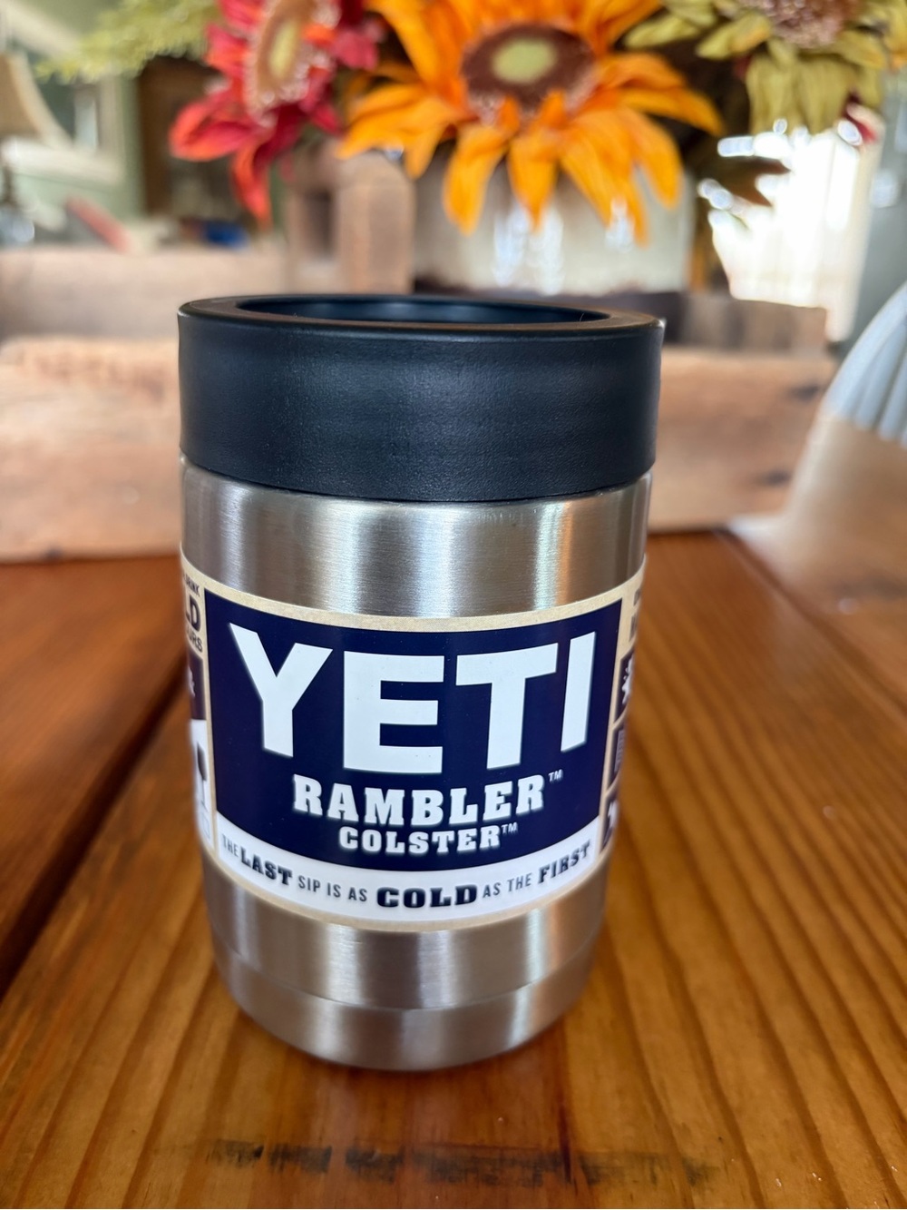 YETI insulated stainless steel tumbler. Keeps drinks cold/hot